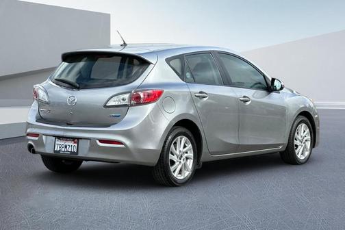 2013 Mazda Mazda3 i Touring