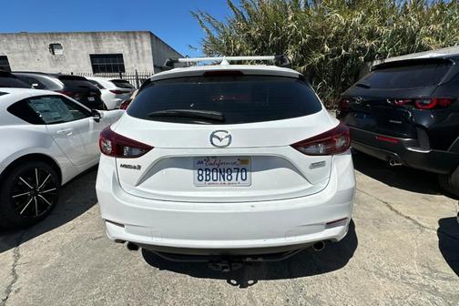 2018 Mazda Mazda3 Touring