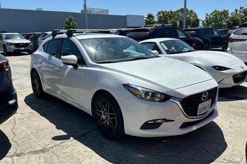 2018 Mazda Mazda3 Touring