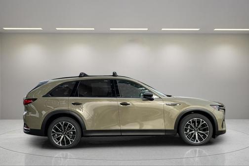 2025 Mazda CX-70 PHEV Premium Plus Package