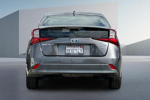 2019 Toyota Prius L
