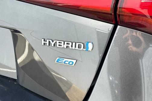 2019 Toyota Prius L