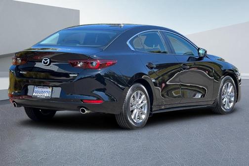 2024 Mazda Mazda3 2.5 S