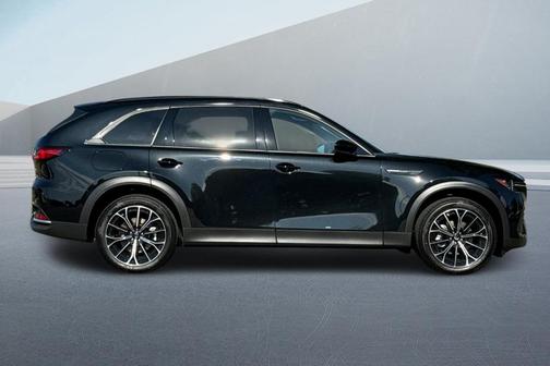 2025 Mazda CX-70 PHEV Premium Plus Package