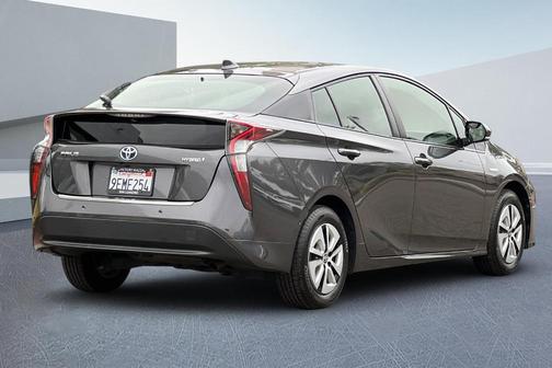 2017 Toyota Prius Three