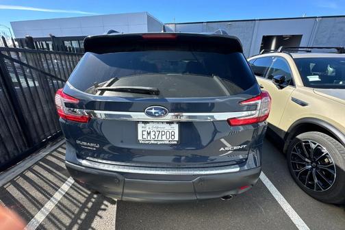 2023 Subaru Ascent Premium 7-Passenger