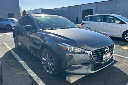 2018 Mazda Mazda3 Touring