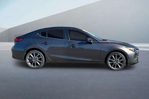 2018 Mazda Mazda3 Touring