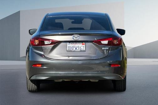 2018 Mazda Mazda3 Touring