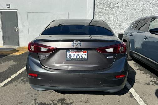 2018 Mazda Mazda3 Touring