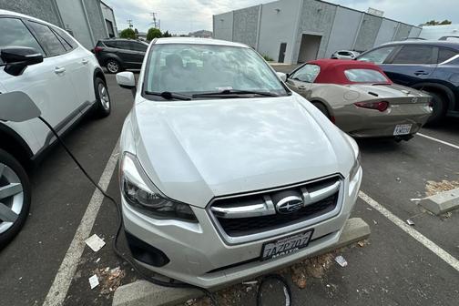 2013 Subaru Impreza 2.0i Premium