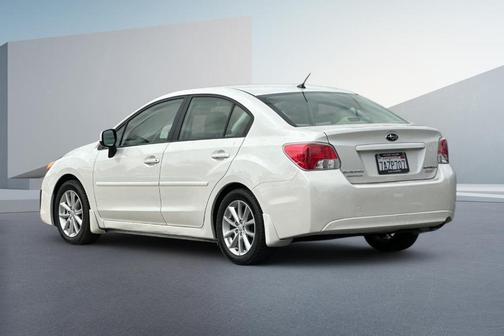 2013 Subaru Impreza 2.0i Premium