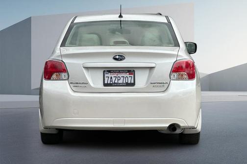 2013 Subaru Impreza 2.0i Premium