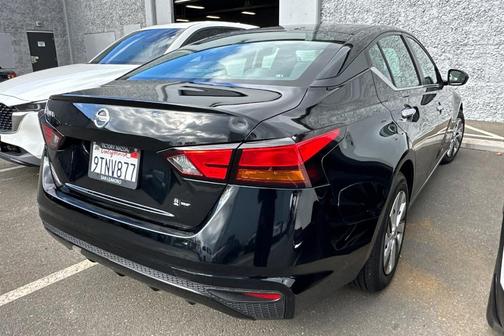 2022 Nissan Altima 2.5 S