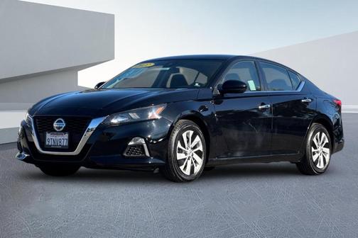 2022 Nissan Altima 2.5 S