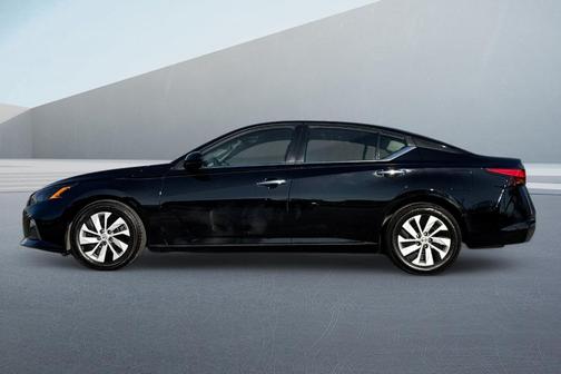 2022 Nissan Altima 2.5 S