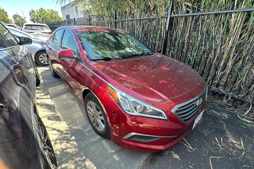2016 Hyundai SONATA SE