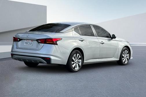 2022 Nissan Altima 2.5 S