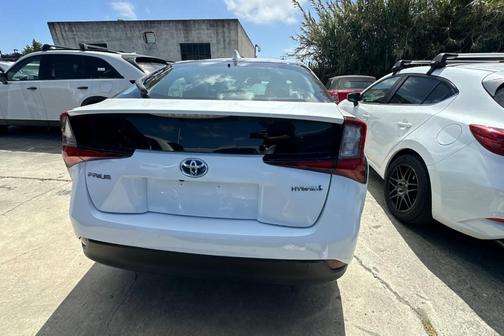 2020 Toyota Prius LE