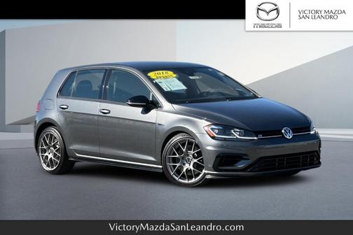 2018 Volkswagen Golf R 2.0T w/DCC & Navigation