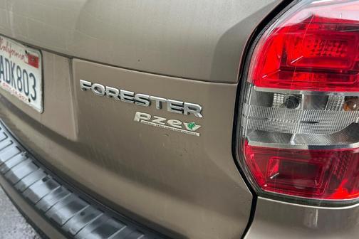 2014 Subaru Forester 2.5i Touring