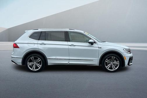 2019 Volkswagen Tiguan 2.0T SEL R-Line