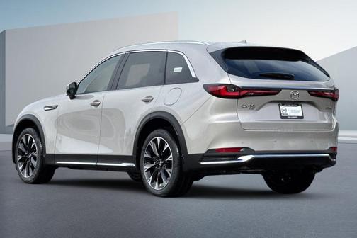 2026 Mazda CX-90 Premium Plus