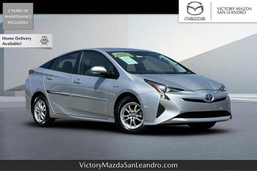 2016 Toyota Prius Three