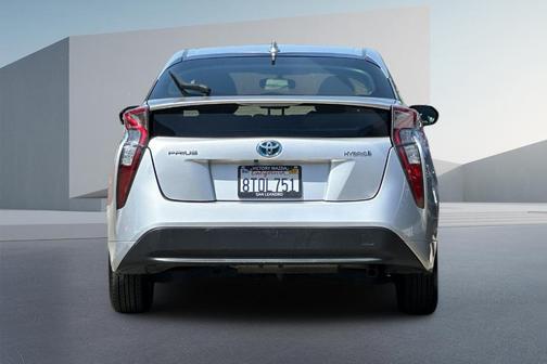 2016 Toyota Prius Three