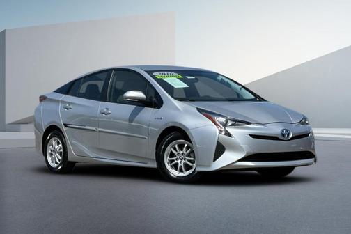 2016 Toyota Prius Three