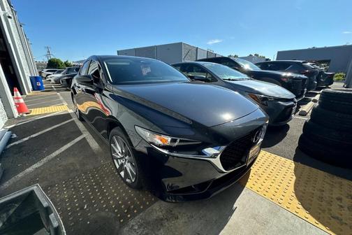2025 Mazda Mazda3 FWD w/Preferred Package