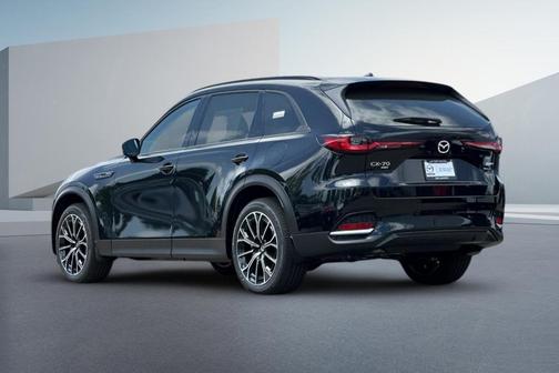 2025 Mazda CX-70 PHEV Premium Package