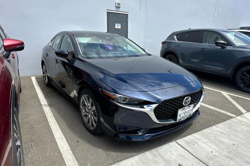 2022 Mazda Mazda3 FWD w/Premium Package