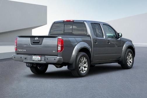 2021 Nissan Frontier SV