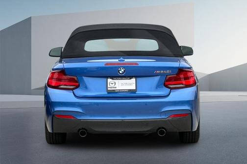2021 BMW M240 i