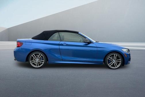 2021 BMW M240 i