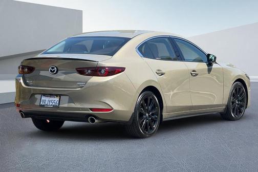 2024 Mazda Mazda3 2.5 Carbon Turbo