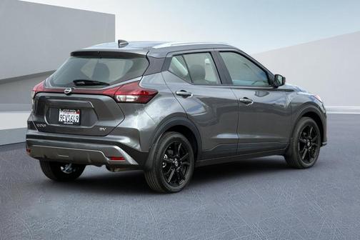 2023 Nissan Kicks SV