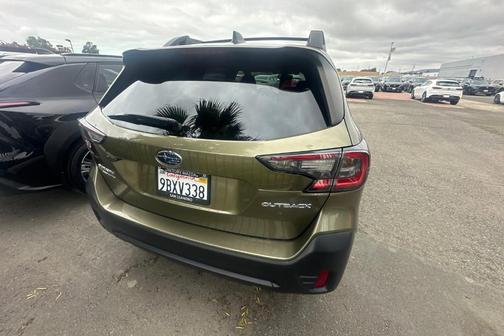 2022 Subaru Outback Premium