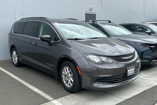 2017 Chrysler Pacifica Touring