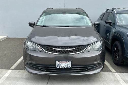 2017 Chrysler Pacifica Touring