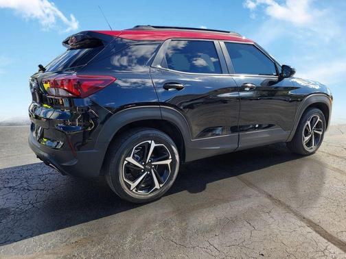 Mosaic Black Metallic 2021 Chevrolet Trailblazer RS