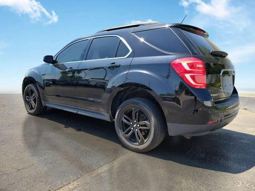 Mosaic Black Metallic 2017 Chevrolet Equinox LT