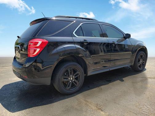 Mosaic Black Metallic 2017 Chevrolet Equinox LT