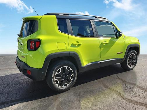 2017 Jeep Renegade Trailhawk