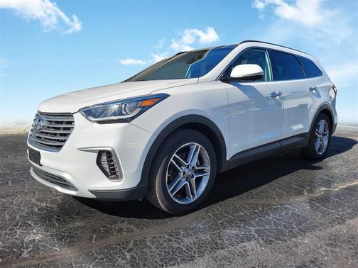 2017 Hyundai SANTA FE SE Ultimate