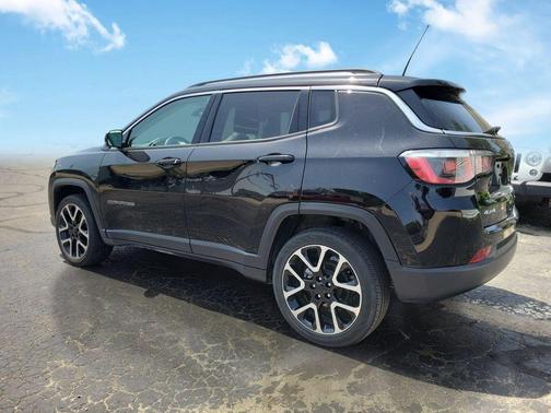 Diamond Black 2019 Jeep Compass Limited