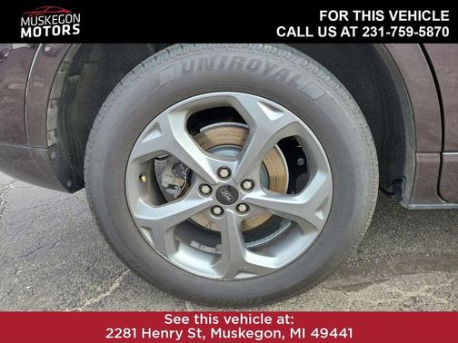 Cinnabar Red Metallic 2023 Ford Escape ST-Line