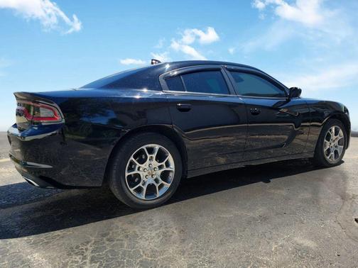 Pitch Black Clearcoat 2016 Dodge Charger SXT
