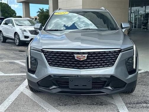 2024 Cadillac XT4 Premium Luxury
